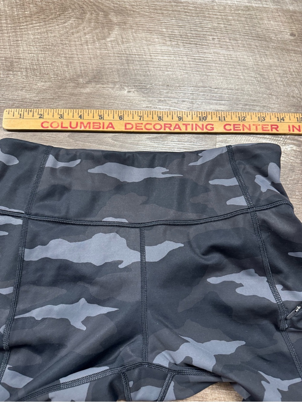 Athleta Camo Contender 7/8 Tight in Powerlift Size Small - Picture 6 of 9